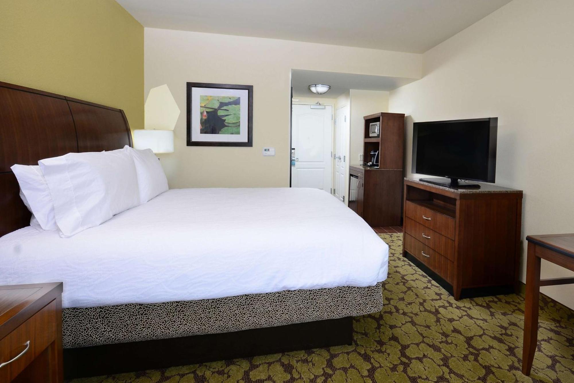 Hilton Garden Inn Greensboro Airport Exterior foto