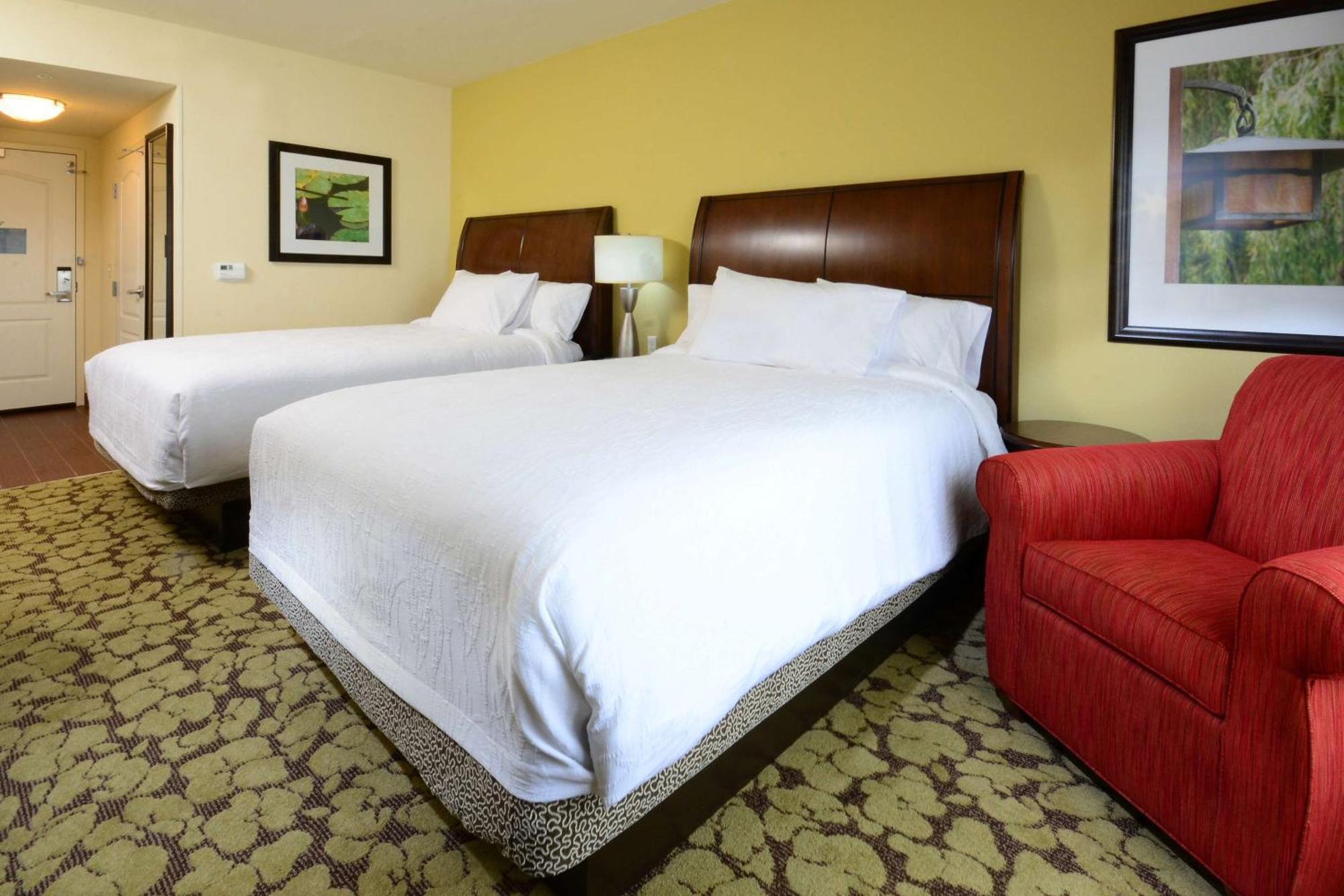 Hilton Garden Inn Greensboro Airport Exterior foto